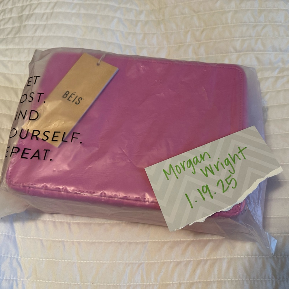 Beis Cosmetic Case in Berry